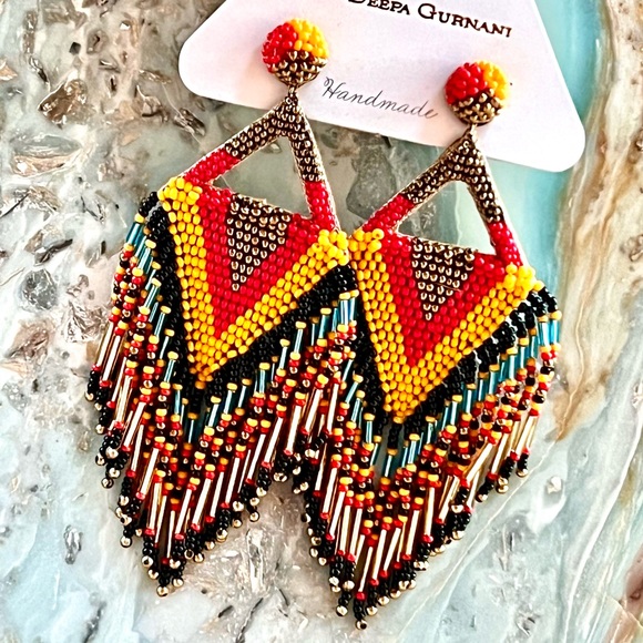 NWT Deepa Gurnani Luxe Beaded Diamond Chandeliers - Picture 3 of 16